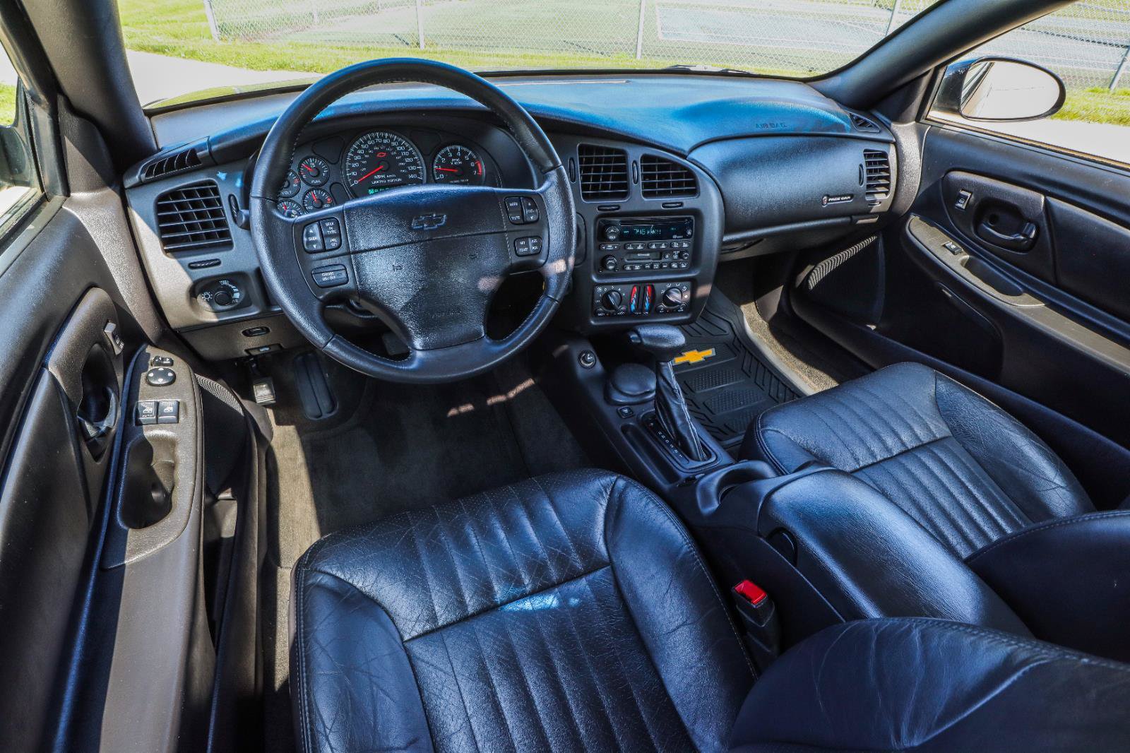 Used 2001 Chevrolet Monte Carlo SS w/ Preferred Equipment Group FWD image 19
