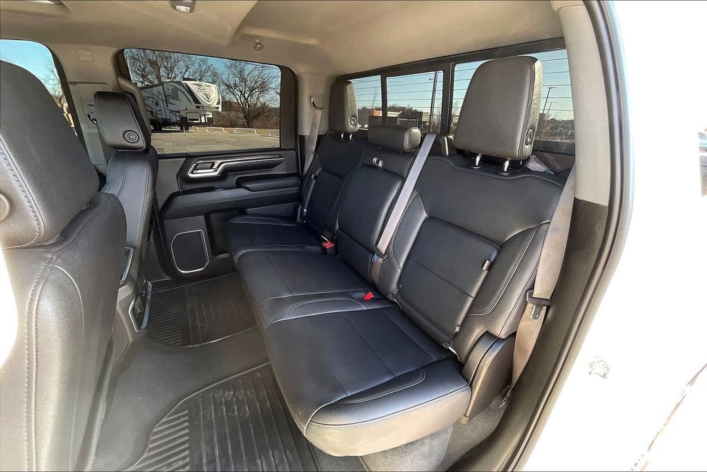 Used 2024 Chevrolet Silverado 2500 LTZ w/ LTZ Convenience Package image 28