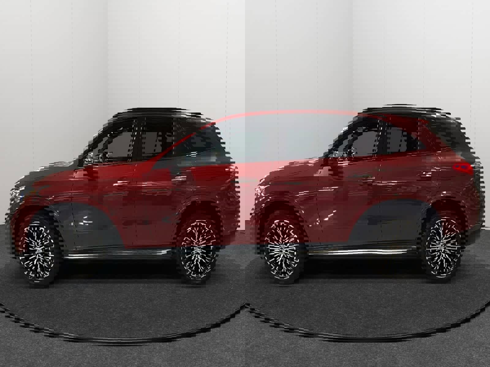 New 2026 Mercedes-Benz GLC 300 4MATIC image 3