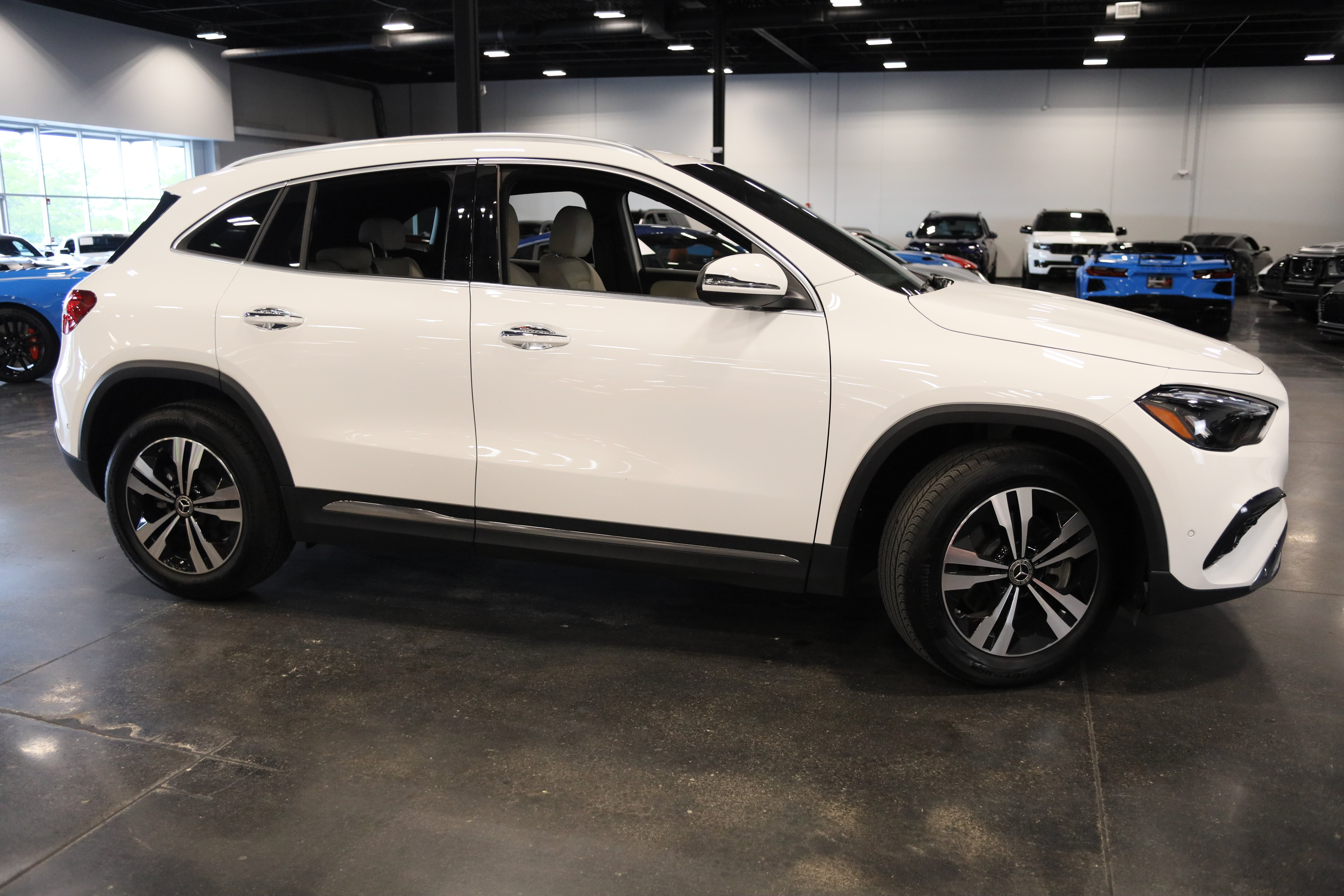 Used 2024 Mercedes-Benz GLA 250 4MATIC image 8