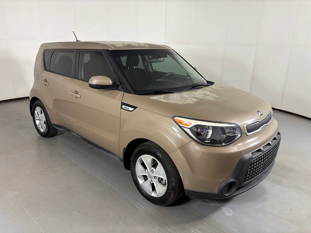 Used 2016 Kia Soul FWD image 2