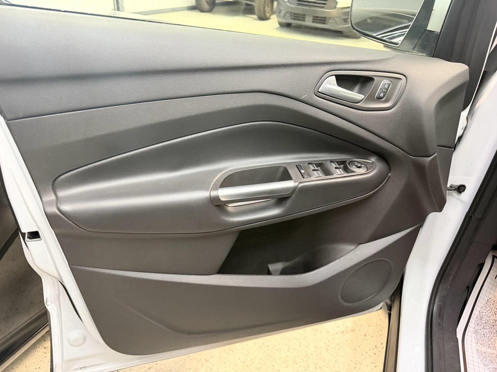 Used 2019 Ford Escape SE AWD/4WD image 34