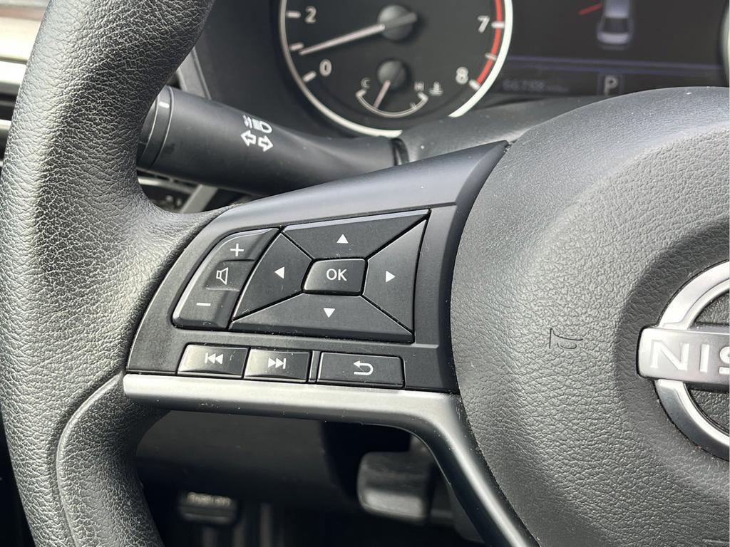 Used 2023 Nissan Altima 2.5 SV image 23