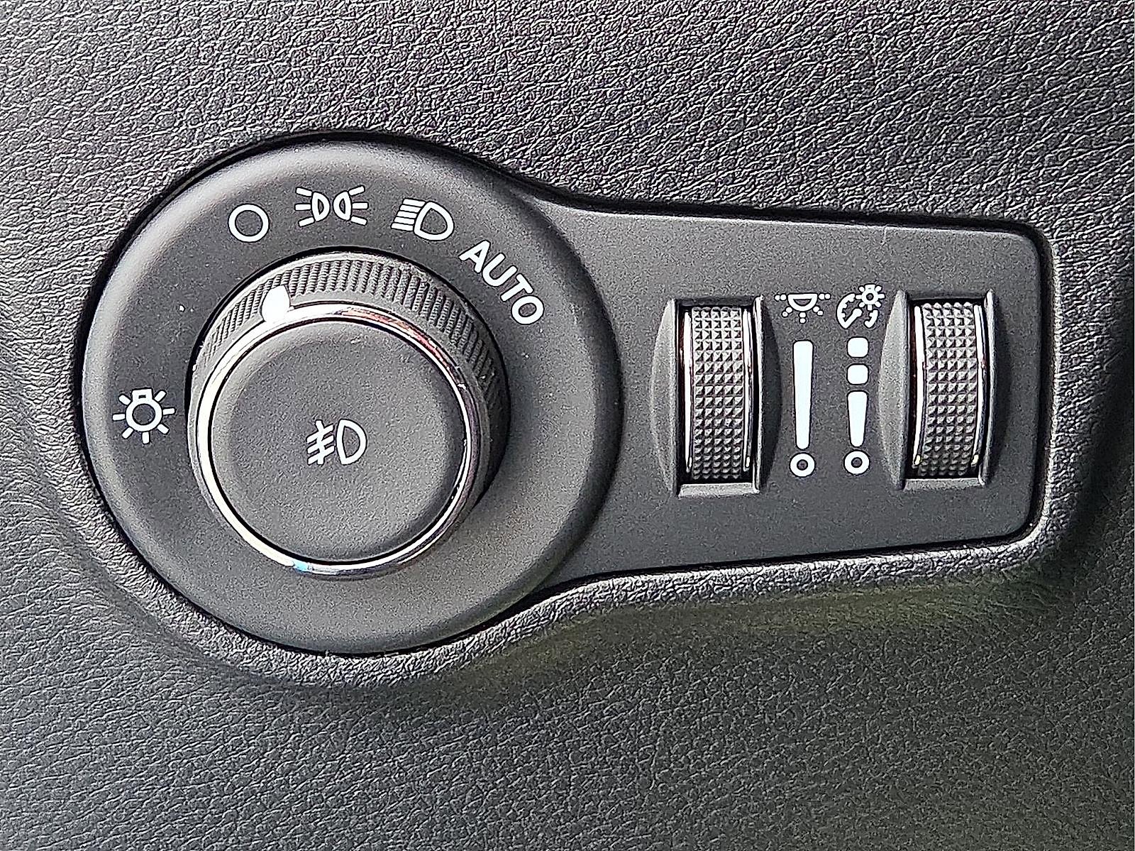 New 2026 Jeep Compass Latitude w/ Quick Order Package 29K image 20