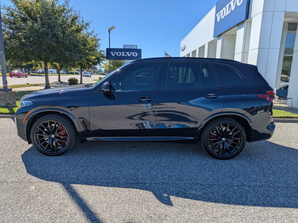 Used 2025 BMW X5 M60i w/ Executive Package AWD/4WD image 3