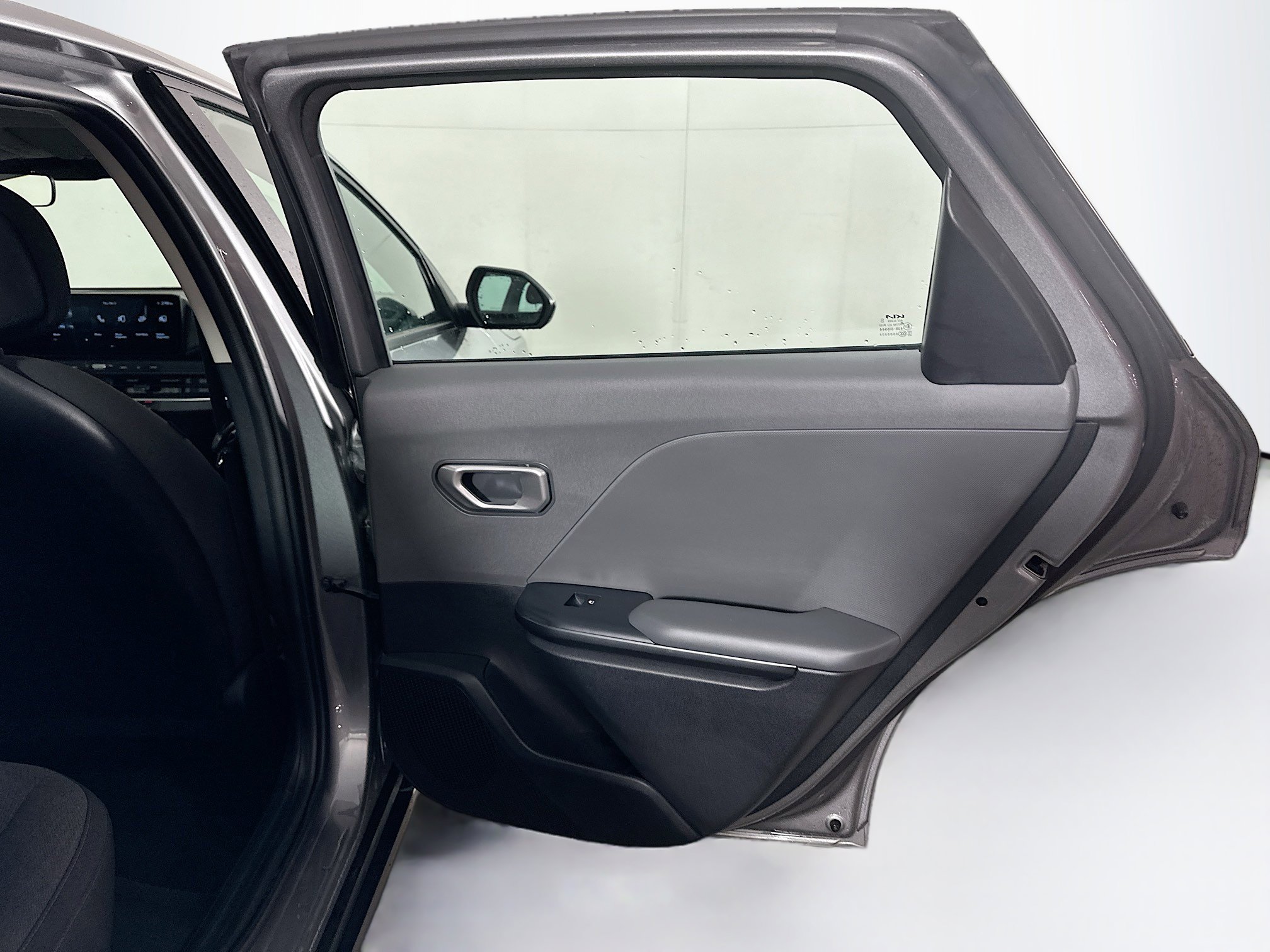 Used 2025 Kia K4 LXS image 28