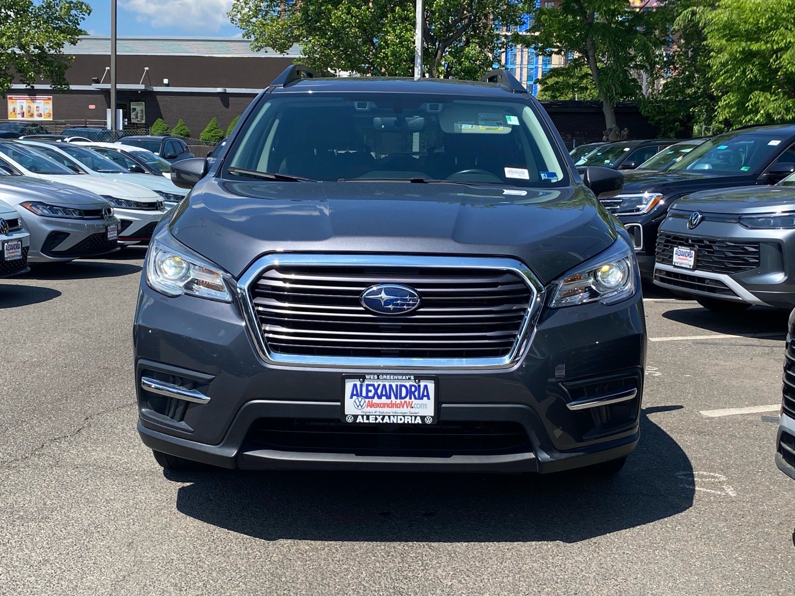 Used 2022 Subaru Ascent Premium w/ Convenience Package AWD/4WD image 5