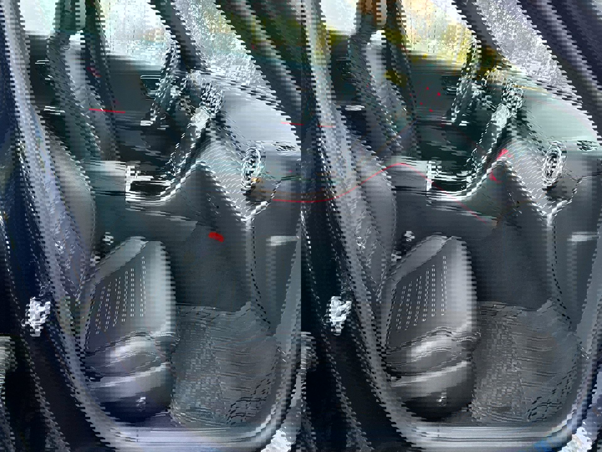 Used 2023 Mercedes-Benz C 300 Sedan image 22