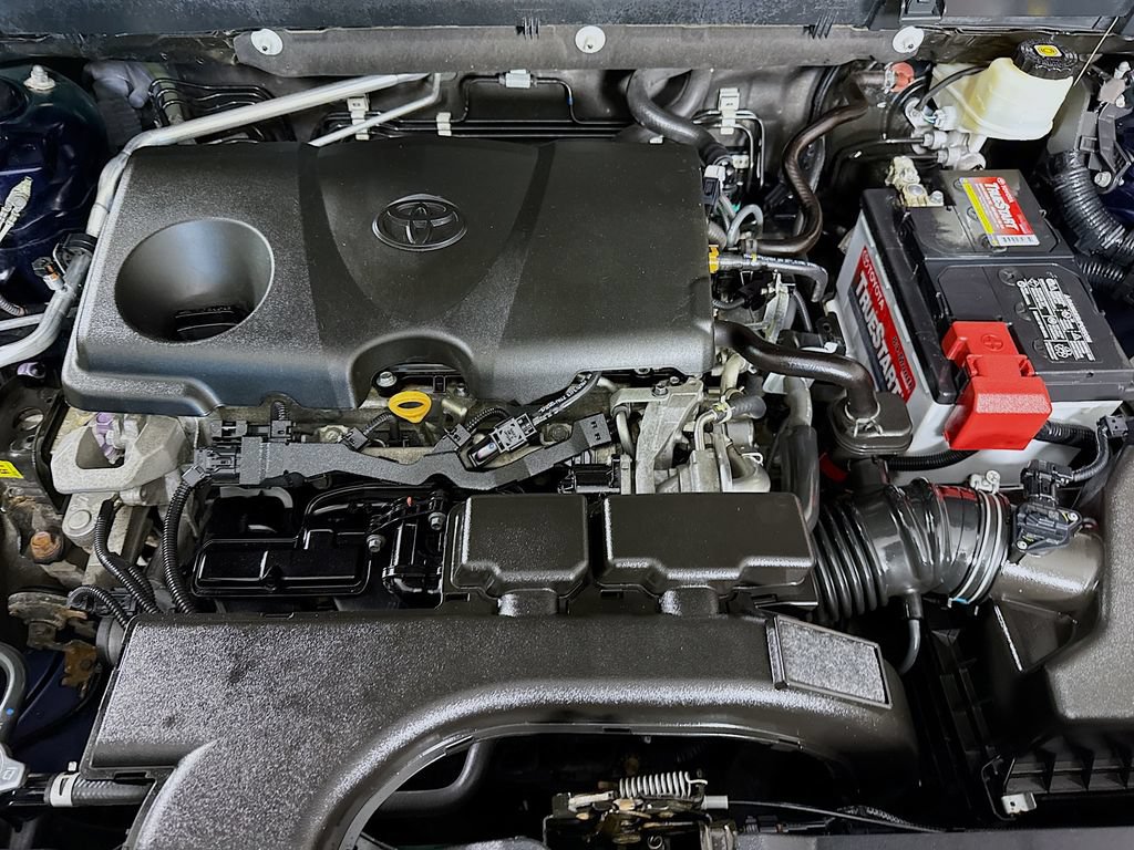 Used 2021 Toyota RAV4 Limited AWD/4WD image 33