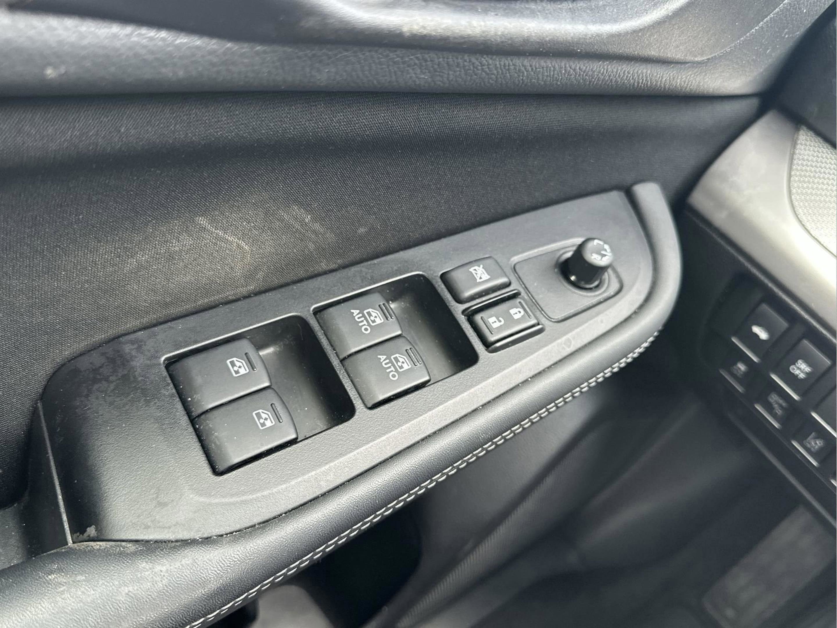 Used 2017 Subaru Legacy 2.5i Premium image 19