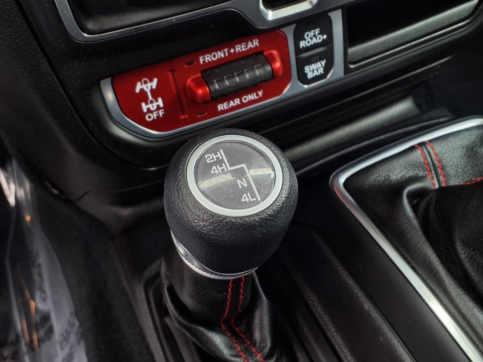Used 2022 Jeep Wrangler Unlimited Rubicon AWD/4WD image 17