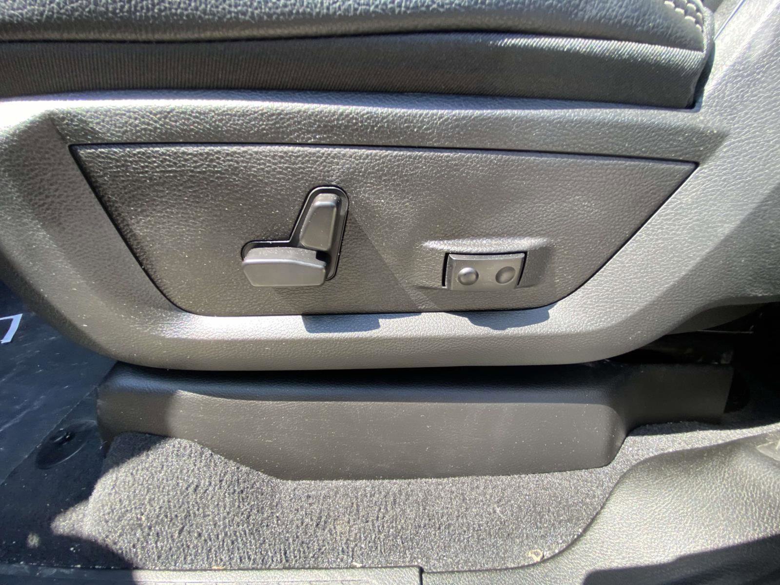 Used 2025 RAM 2500 Laramie w/ Night Edition image 9