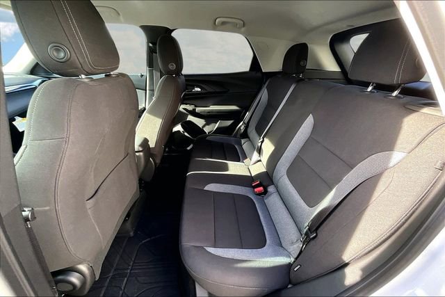 Certified 2024 Chevrolet TrailBlazer LT w/ Driver Confidence Package image 22
