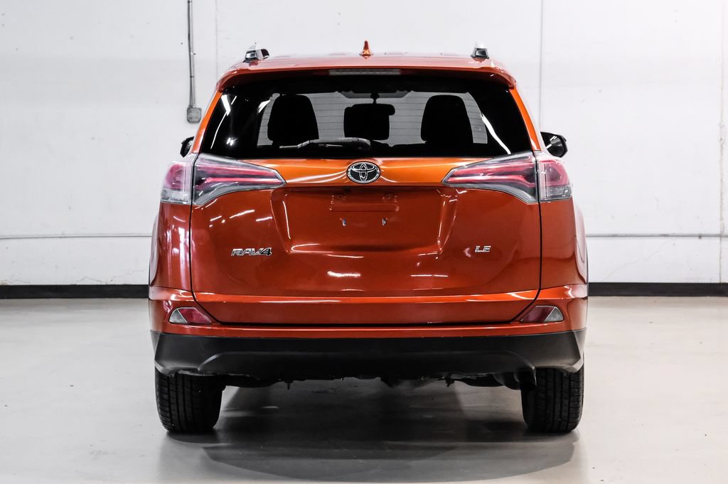 Used 2016 Toyota RAV4 LE FWD image 11