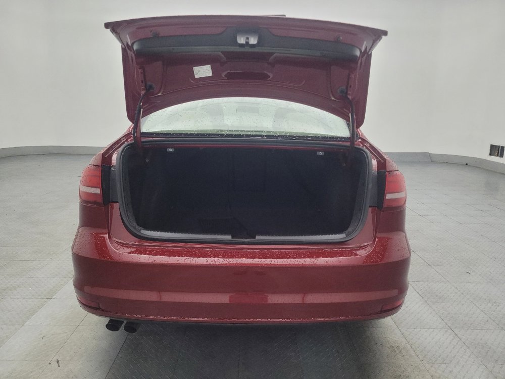Used 2017 Volkswagen Jetta SE image 29