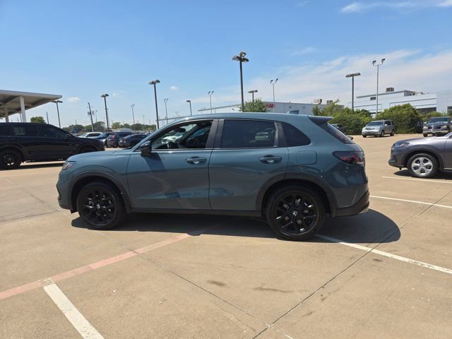 Used 2025 Honda HR-V Sport image 8
