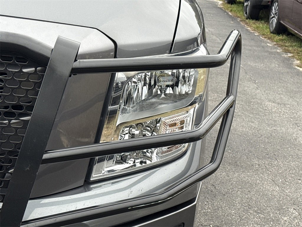 Certified 2023 Nissan Titan SV w/ SV Convenience Package image 13