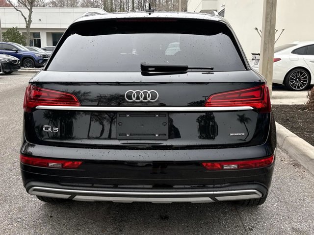 Used 2021 Audi Q5 Premium Plus w/ Premium Plus Package image 4