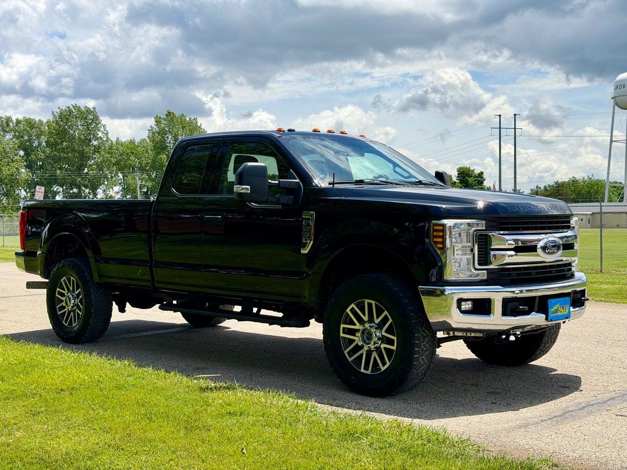 Used 2019 Ford F250 XLT w/ XLT Value Package AWD/4WD image 8