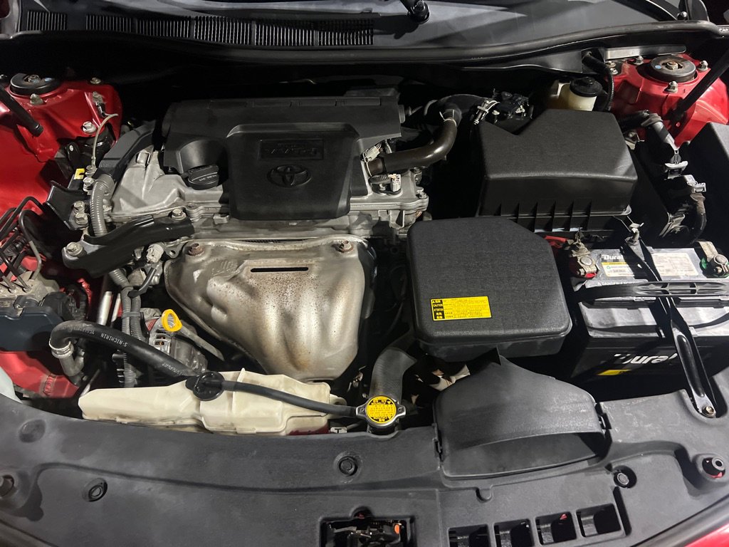 Used 2012 Toyota Camry SE image 40