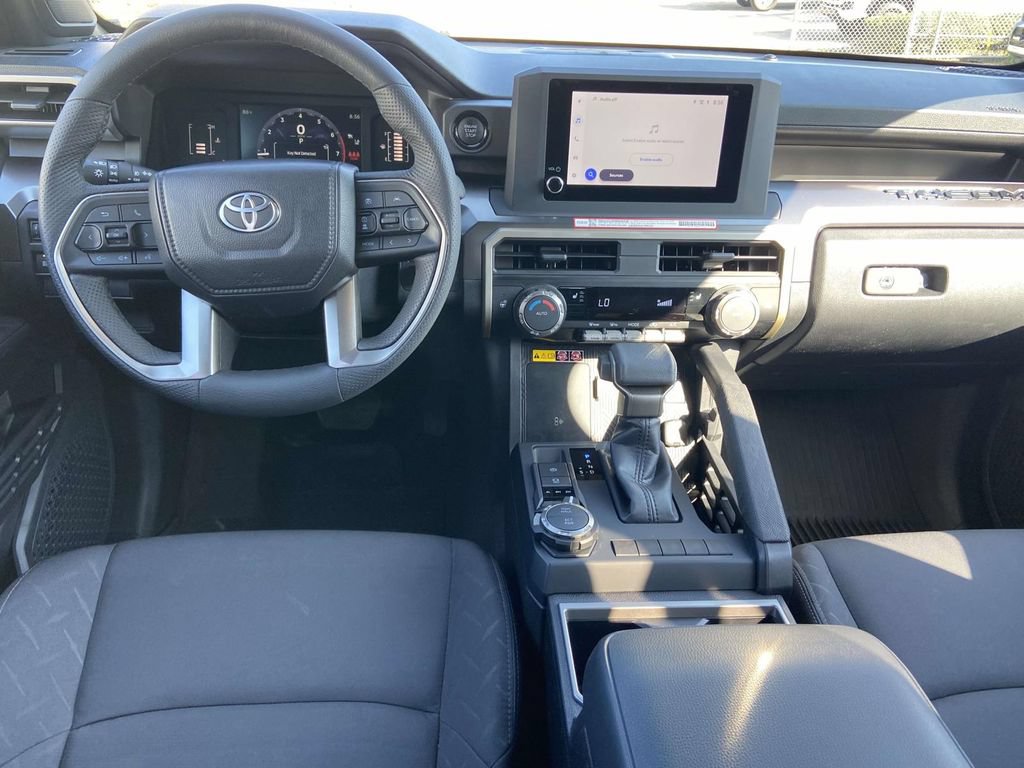 Used 2025 Toyota Tacoma SR5 AWD/4WD image 11