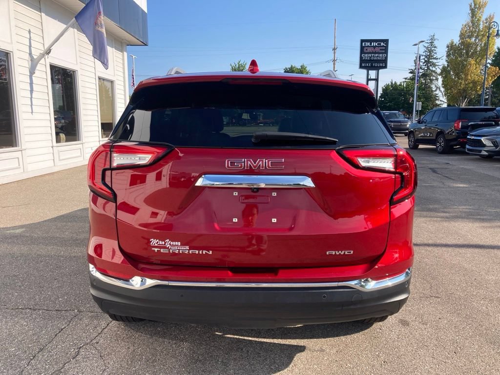 Certified 2023 GMC Terrain SLT w/ Infotainment Package II AWD/4WD image 6