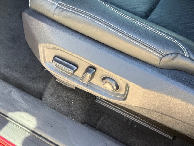 Used 2026 Toyota Sequoia Limited AWD/4WD image 13