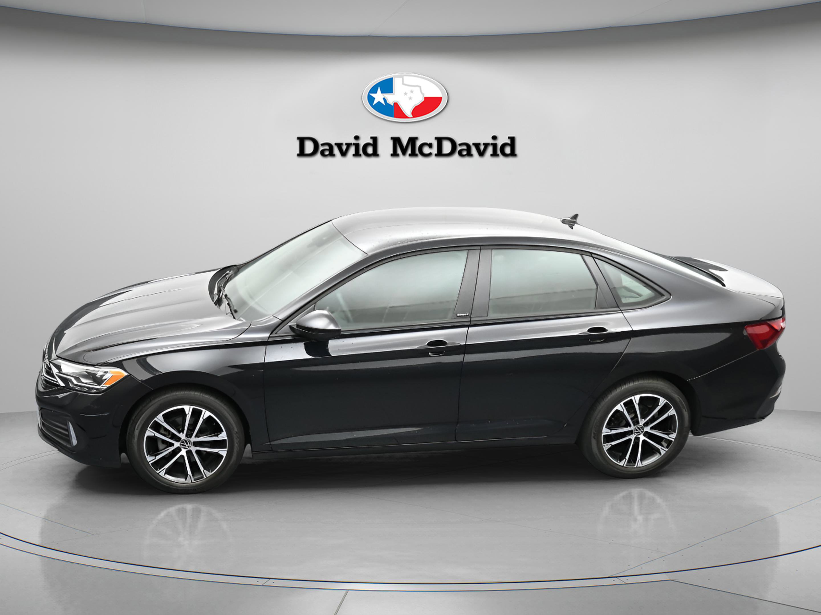 Used 2024 Volkswagen Jetta Sport FWD image 39