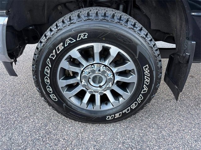 Used 2022 Ford F250 Lariat w/ Lariat Value Package image 7