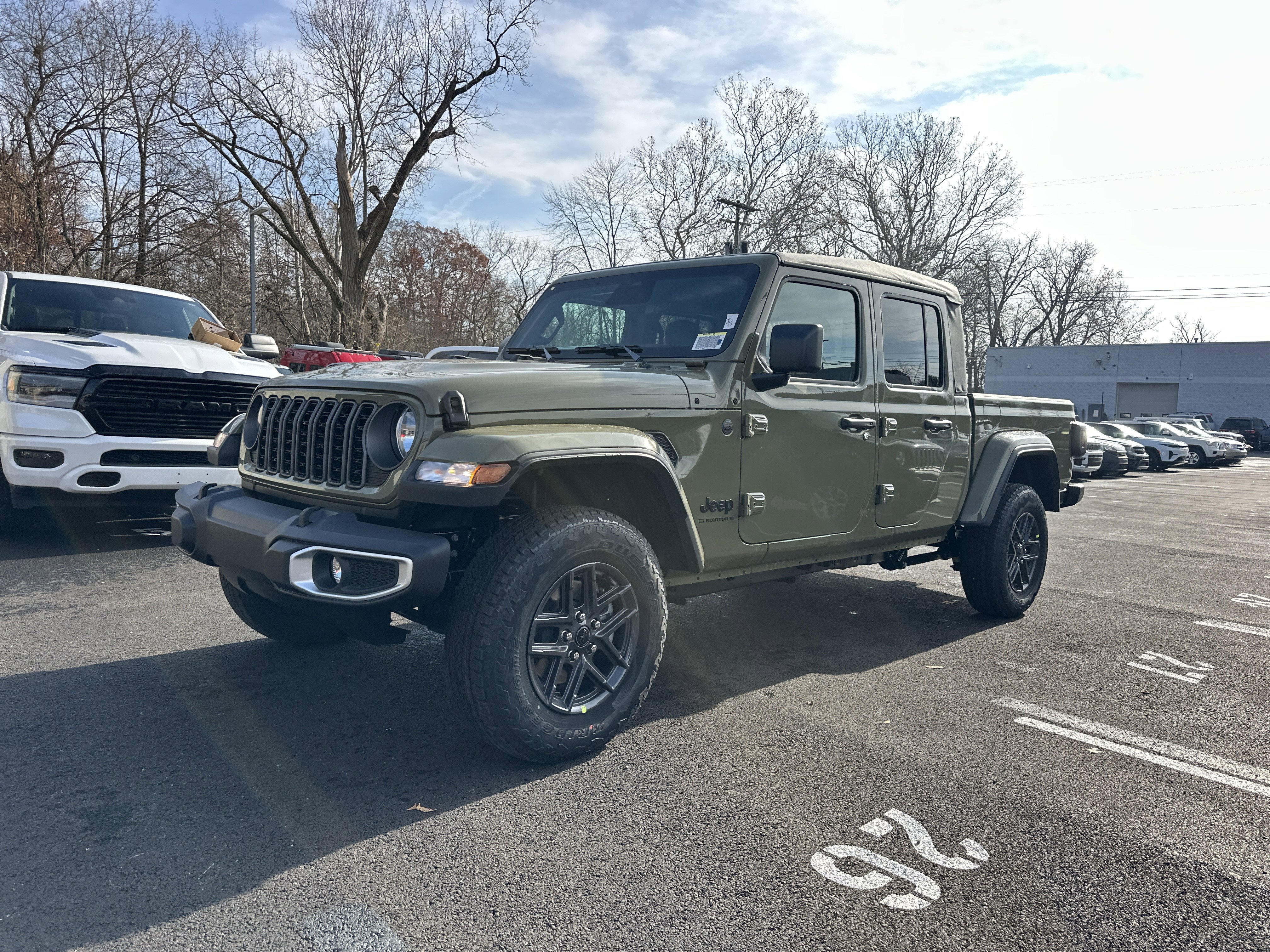 New 2026 Jeep Gladiator Sport image 21