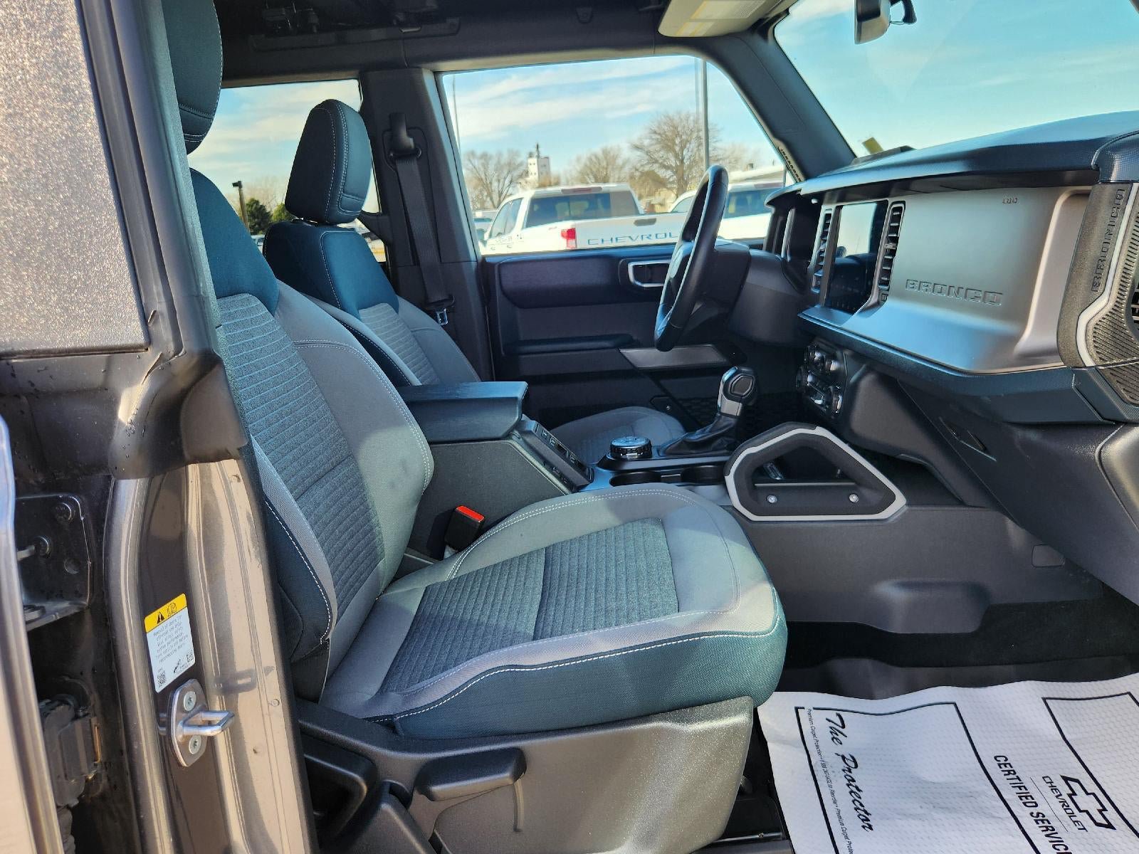Used 2023 Ford Bronco Outer Banks w/ Sasquatch Package AWD/4WD image 26