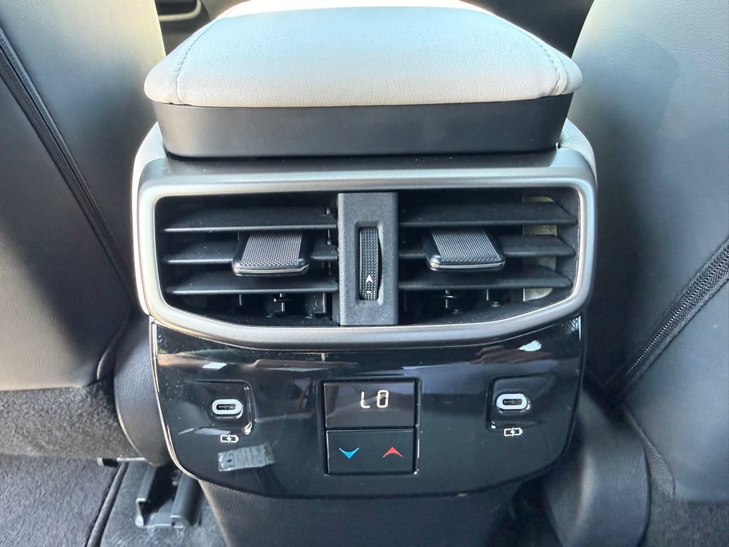 Used 2023 Lexus RX 350h w/ Accessory Package (2T) AWD/4WD image 17