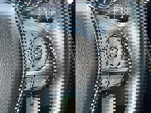 Used 2022 Toyota Camry SE image 14