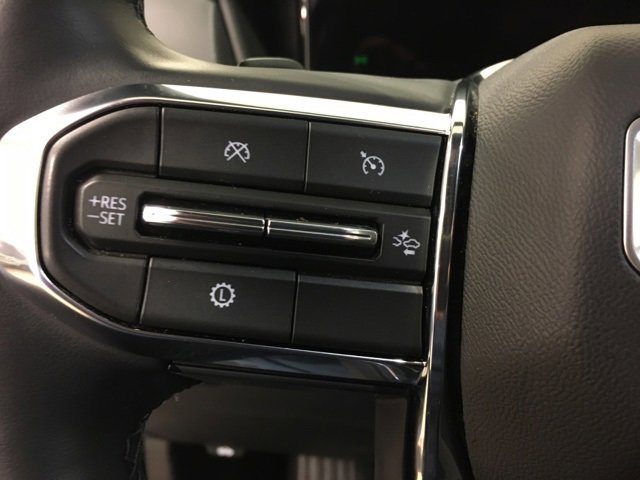 Used 2025 GMC Terrain Elevation image 27