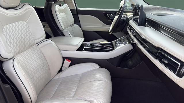 Used 2020 Lincoln Aviator Black Label Grand Touring w/ Class IV Trailer Tow Package AWD/4WD image 16