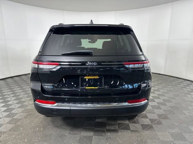 Used 2023 Jeep Grand Cherokee 4WD 4xe image 4