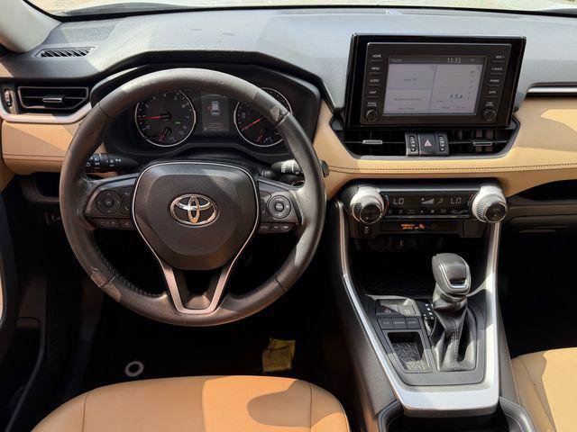 Certified 2019 Toyota RAV4 XLE Premium FWD image 10