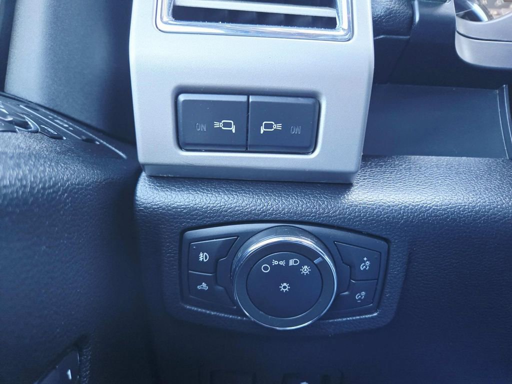 Used 2017 Ford F350 Lariat w/ Lariat Ultimate Package image 38