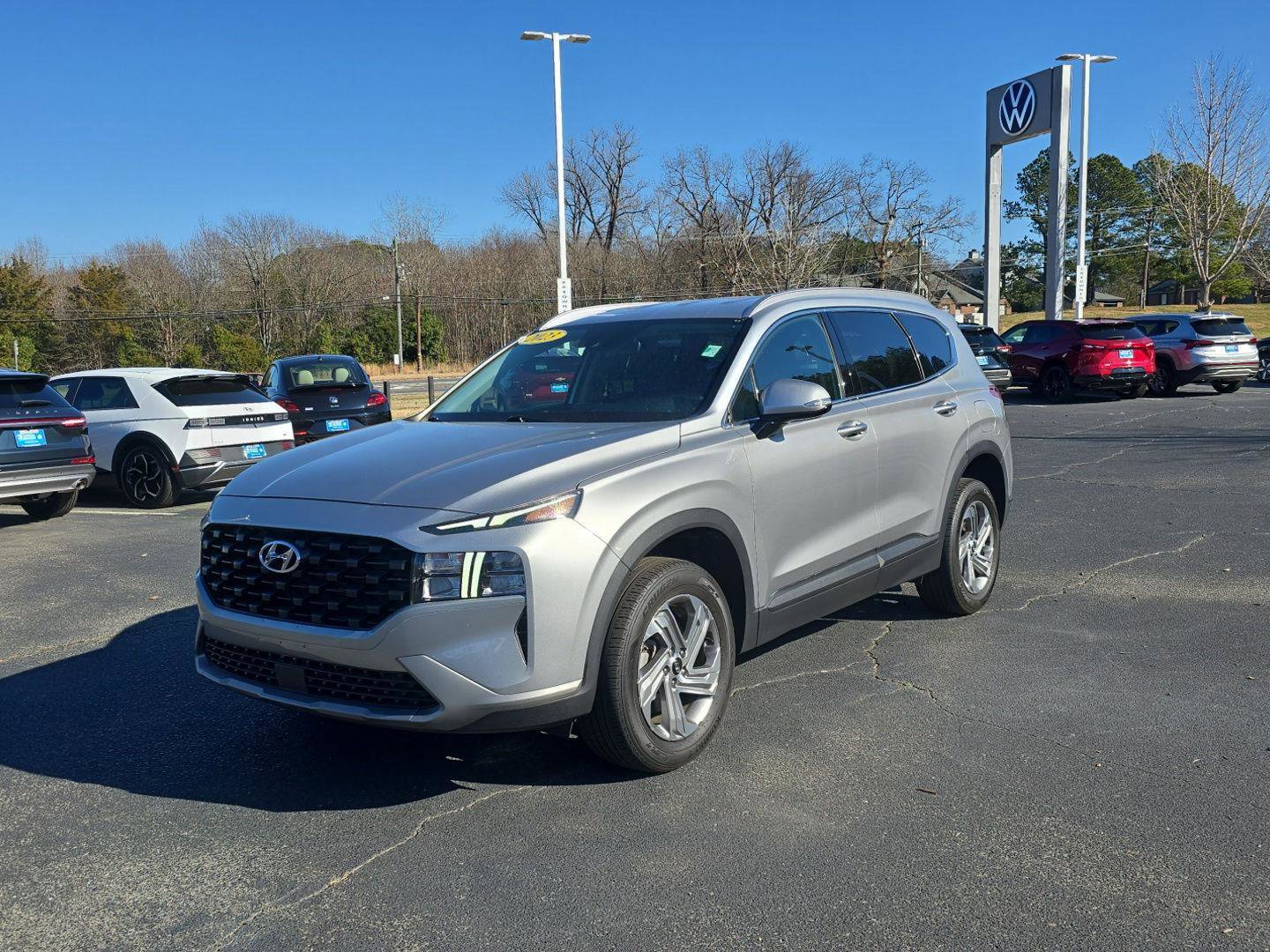 Used 2023 Hyundai Santa Fe SEL image 3