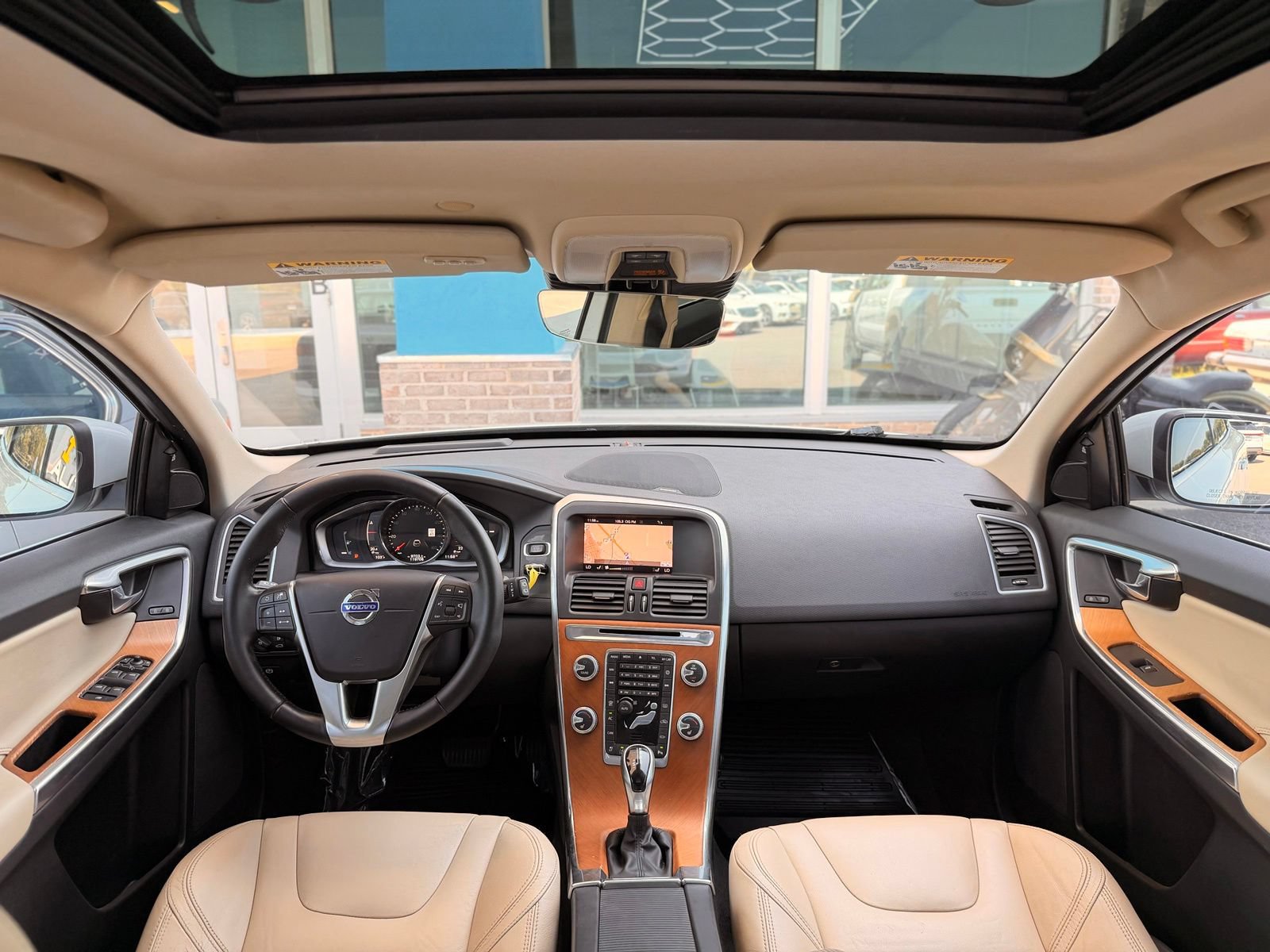 Used 2017 Volvo XC60 T5 Inscription w/ Advanced Package FWD image 25