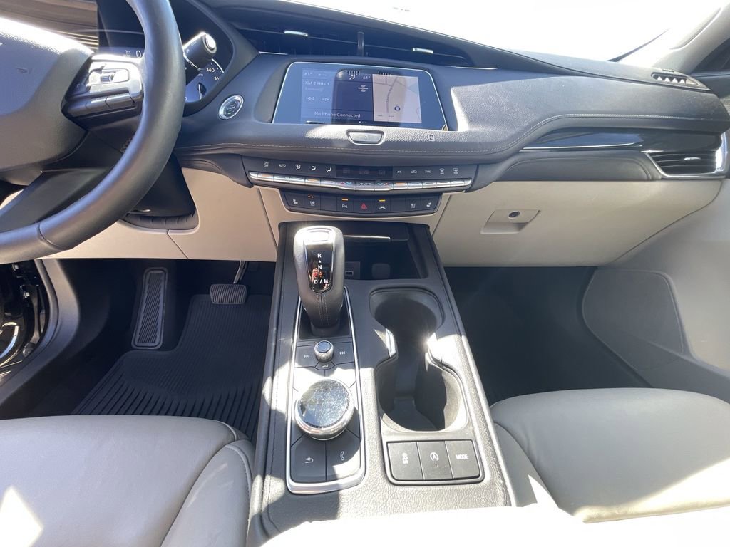 Used 2019 Cadillac XT4 Premium Luxury AWD/4WD image 36