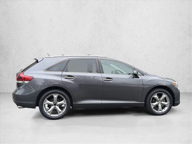 Used 2014 Toyota Venza XLE image 4