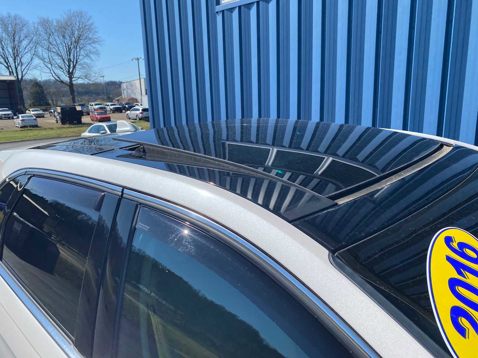 Used 2016 Ford Edge SEL w/ Equipment Group 201A image 5