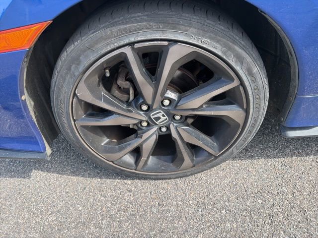 Used 2018 Honda Civic Sport image 9