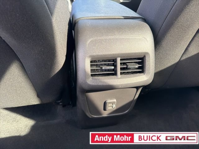 Used 2024 Chevrolet Equinox LT image 21