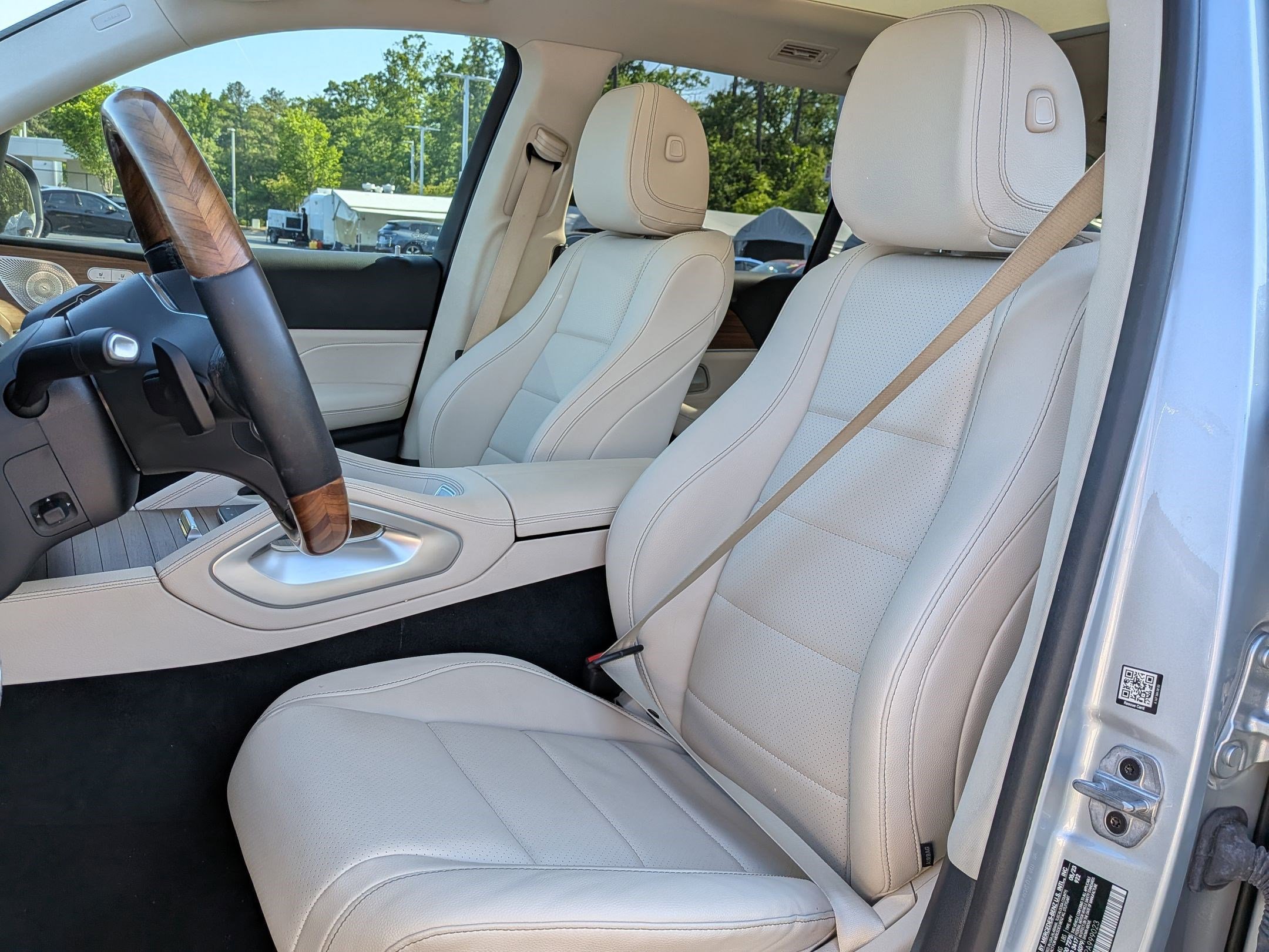Used 2023 Mercedes-Benz GLS 450 4MATIC image 17