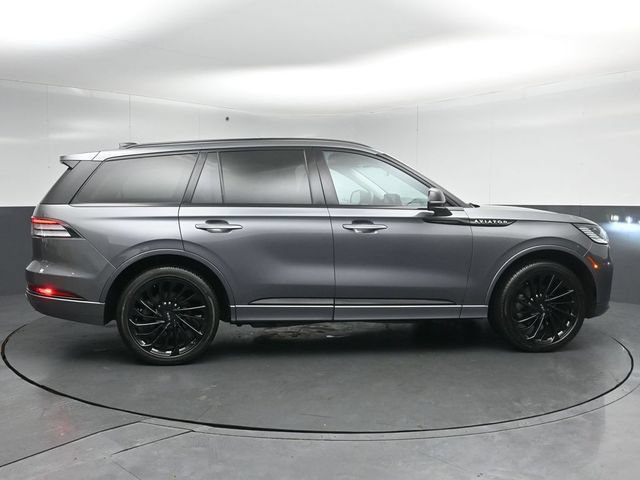 Certified 2025 Lincoln Aviator Reserve w/ Equipment Group 201A AWD/4WD image 4