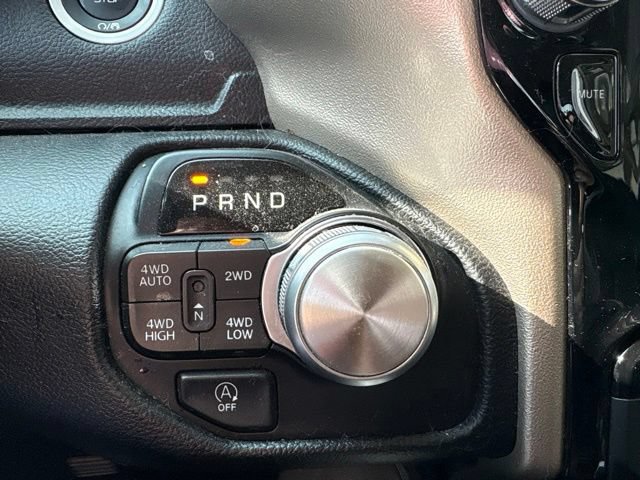Used 2019 RAM 1500 Laramie AWD/4WD image 15