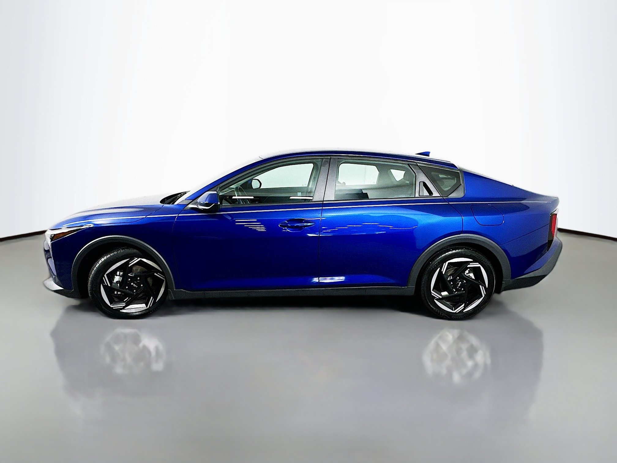 Certified 2025 Kia K4 EX FWD image 4