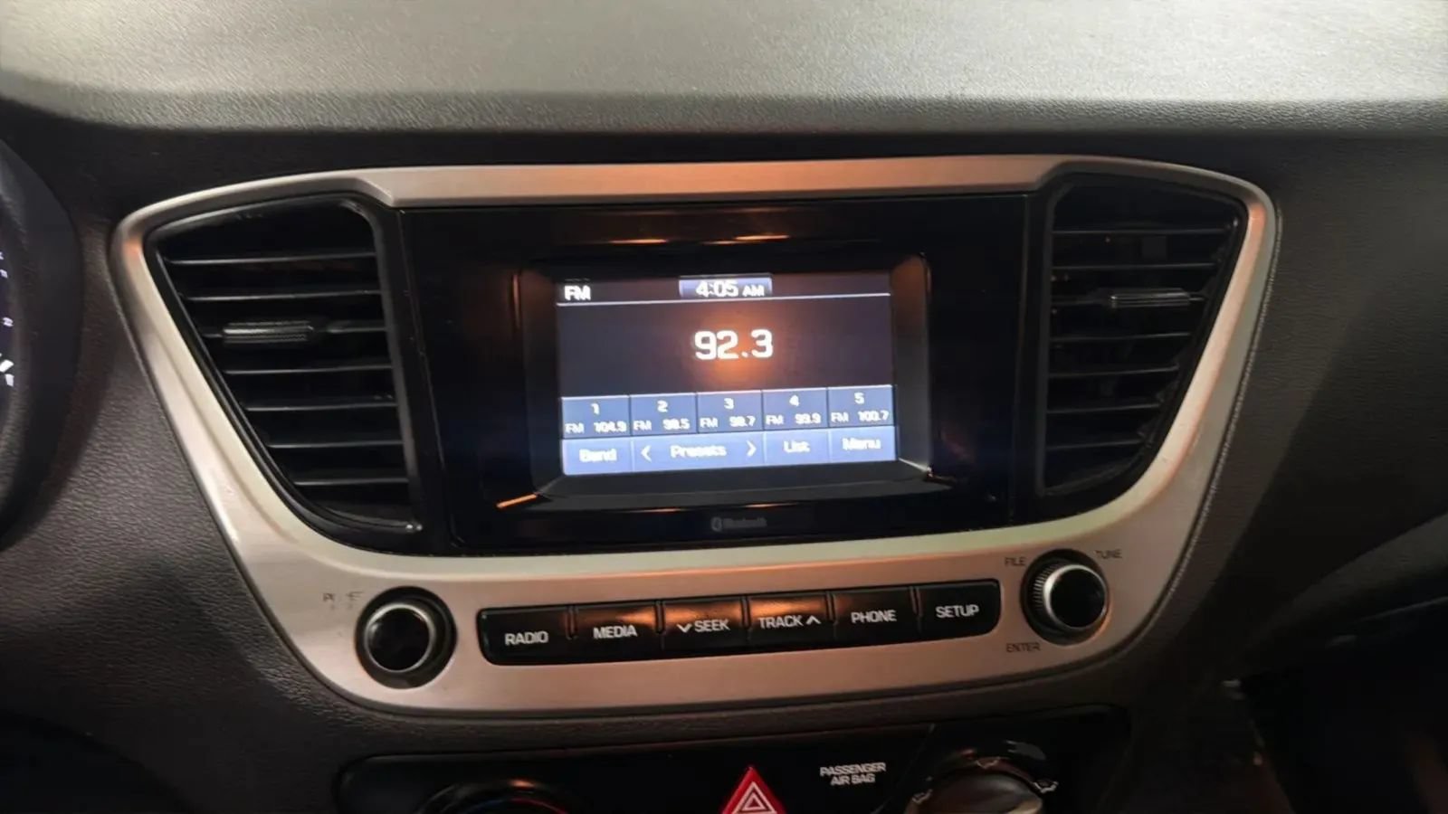 Used 2020 Hyundai Accent SE w/ Cargo Package FWD image 13